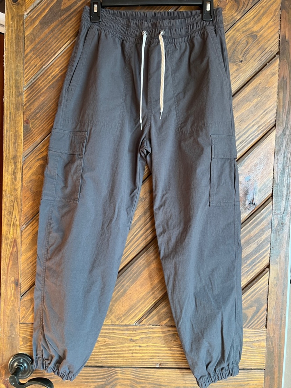 Women’s Small Vuori Gray Cargo Jogger Pants with Drawstring